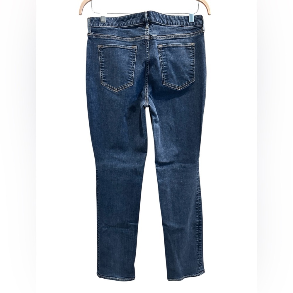 Eddie Bauer Curvy Straight Leg Medium-Wash Classic Denim Jeans Size 12 - Picture 2 of 4